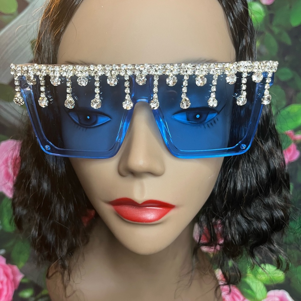 Blue Diamond Diva Shades💎